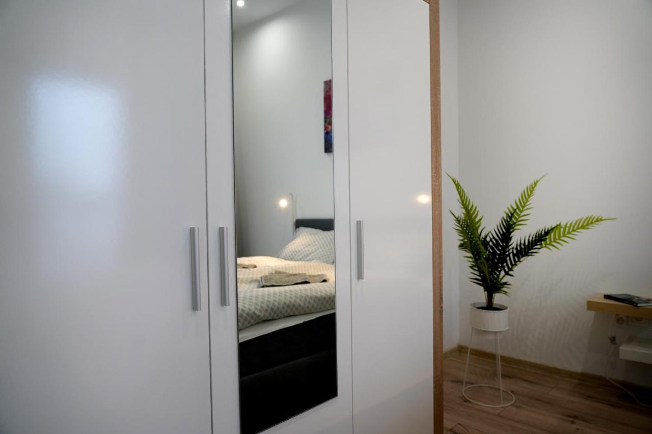 Nesvady Apartman Zuzana מראה חיצוני תמונה